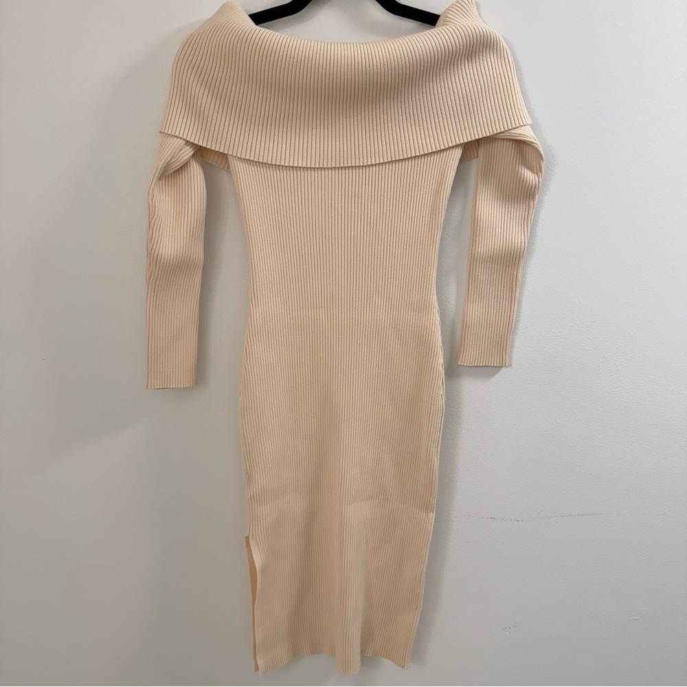 Steve Madden Off-The-Shoulder Ribbed Sweater Dress NWT - Picture 4 of 8